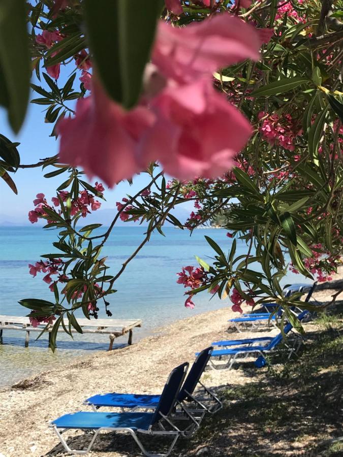 Akrogiali Rooms Mpoukaris Bagian luar foto