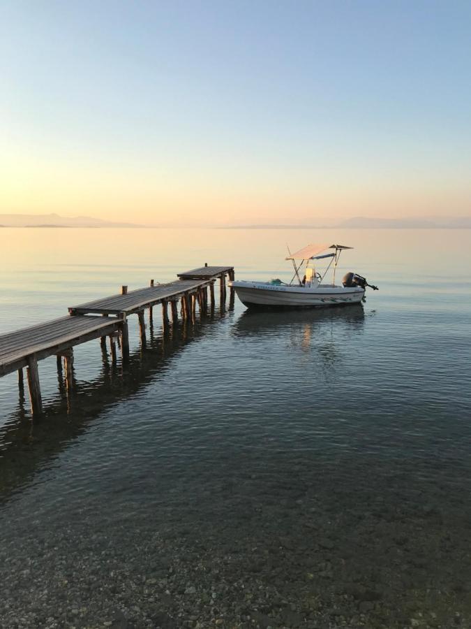 Akrogiali Rooms Mpoukaris Bagian luar foto